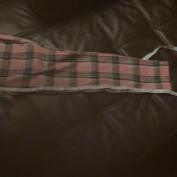 Hot topic - Picture 2 of 4